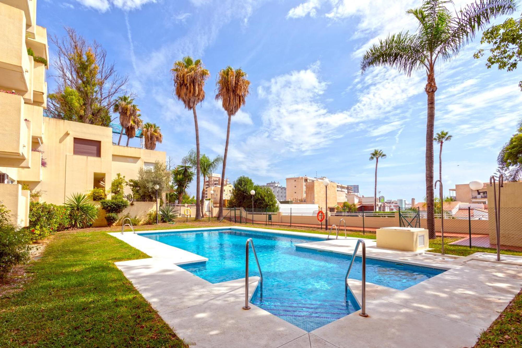 Sunstay Beach Flat I Торремолинос Экстерьер фото
